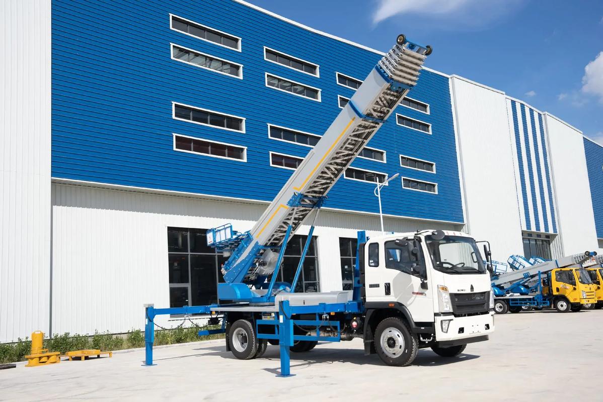 唐山古冶小型云梯车上料车租赁多少钱